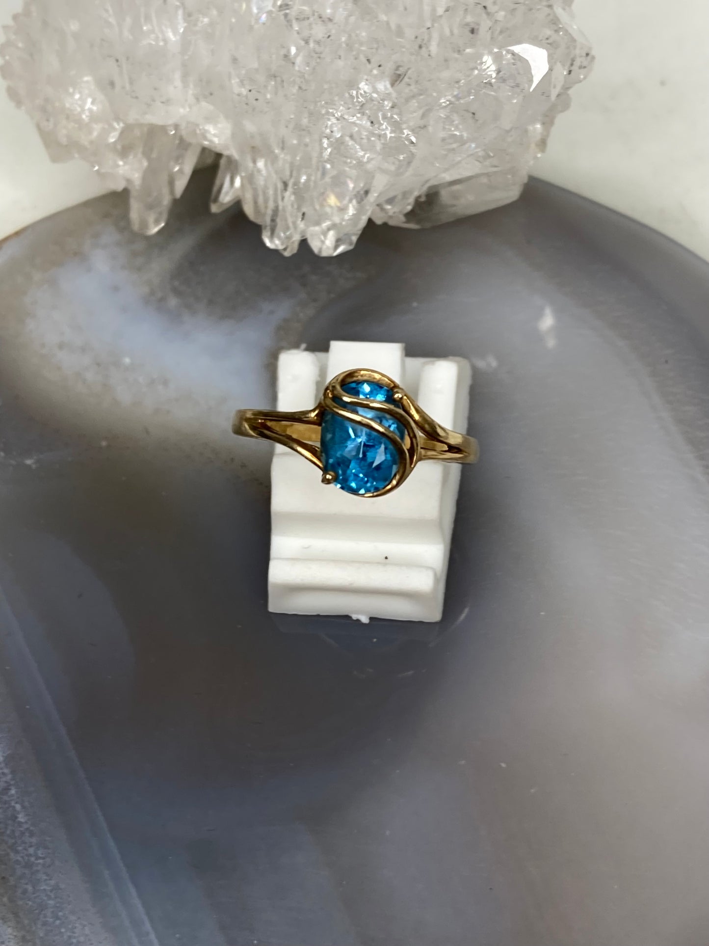 10k gold aquamarine ring