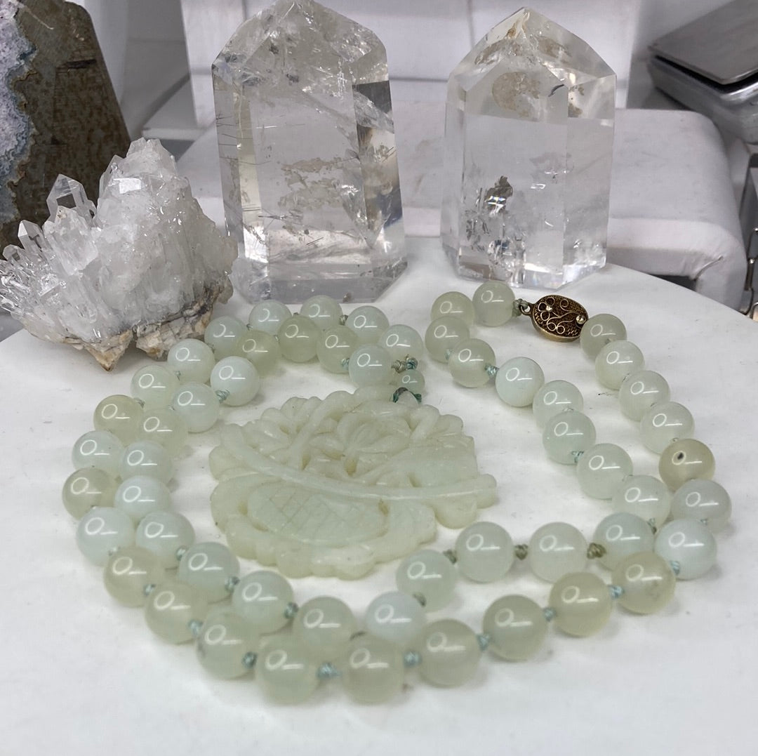 Vintage jade necklace