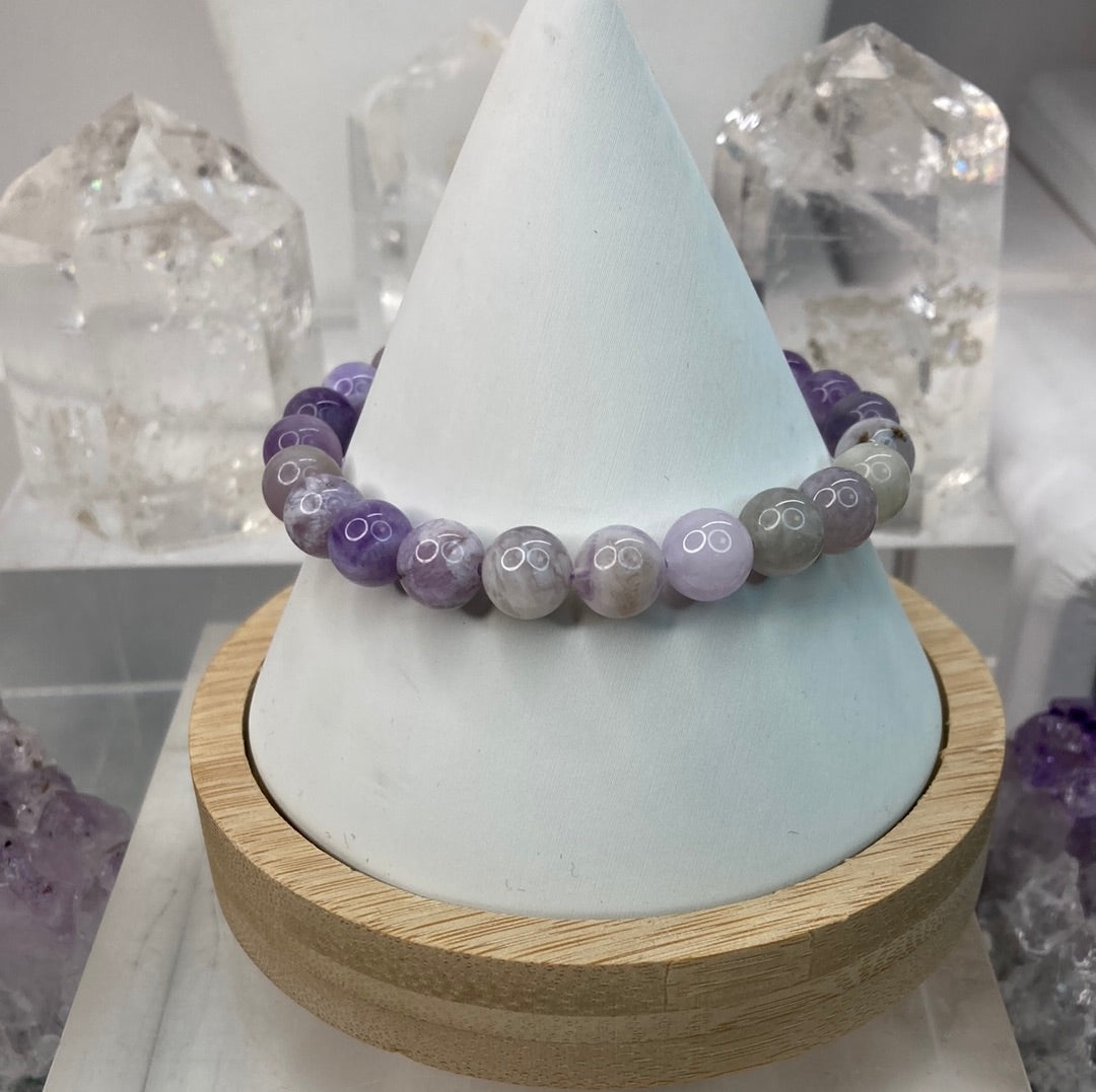 Lepidolite bead bracelet