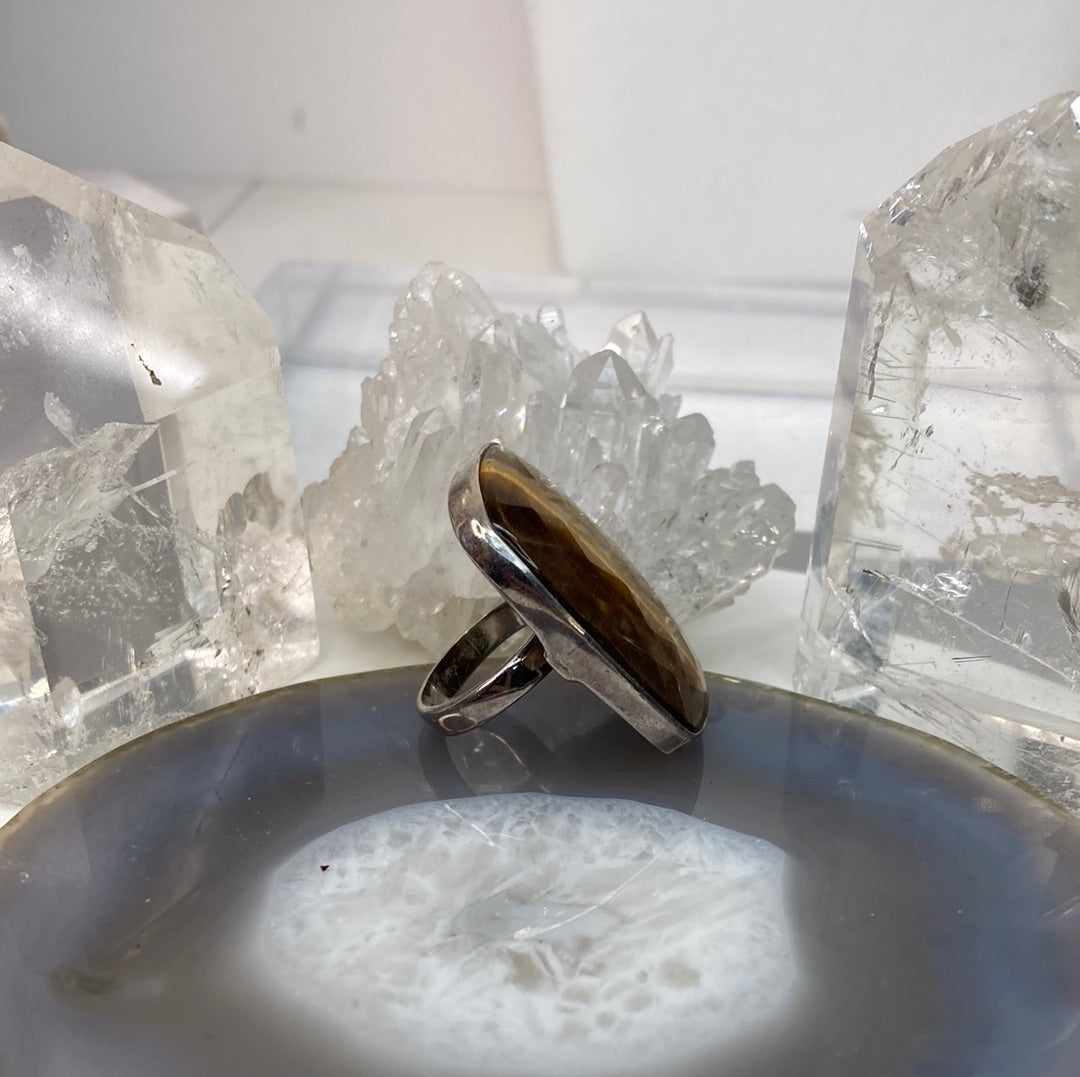 Faceted tigers eye gemstone ring