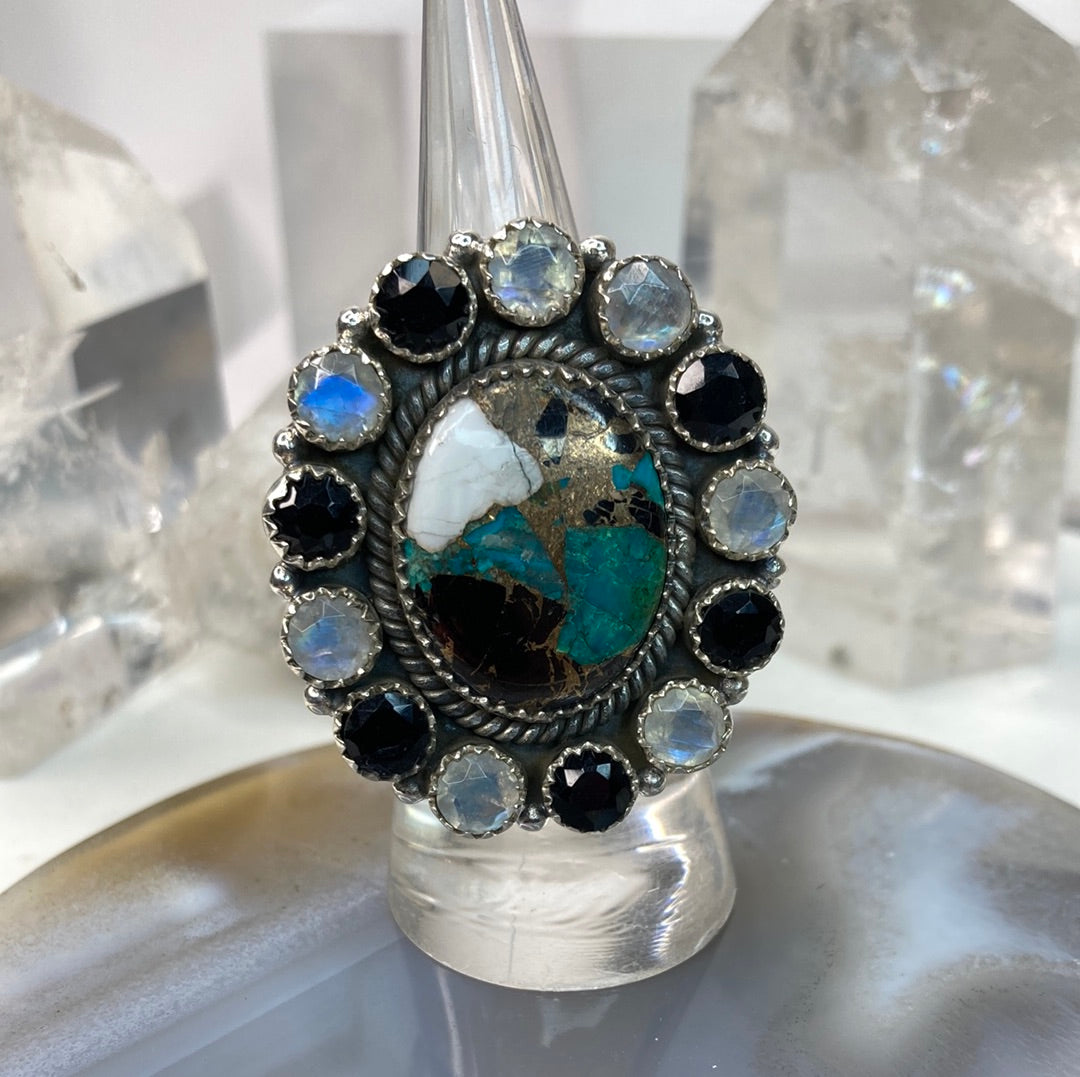 Beautiful sterling silver cluster gemstone ring