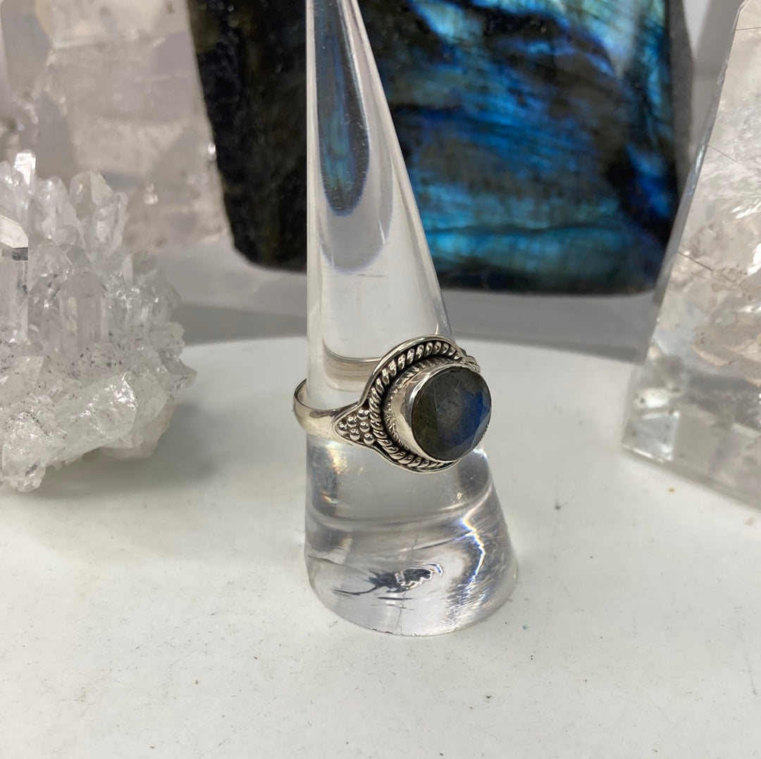 Sterling silver labradorite ring