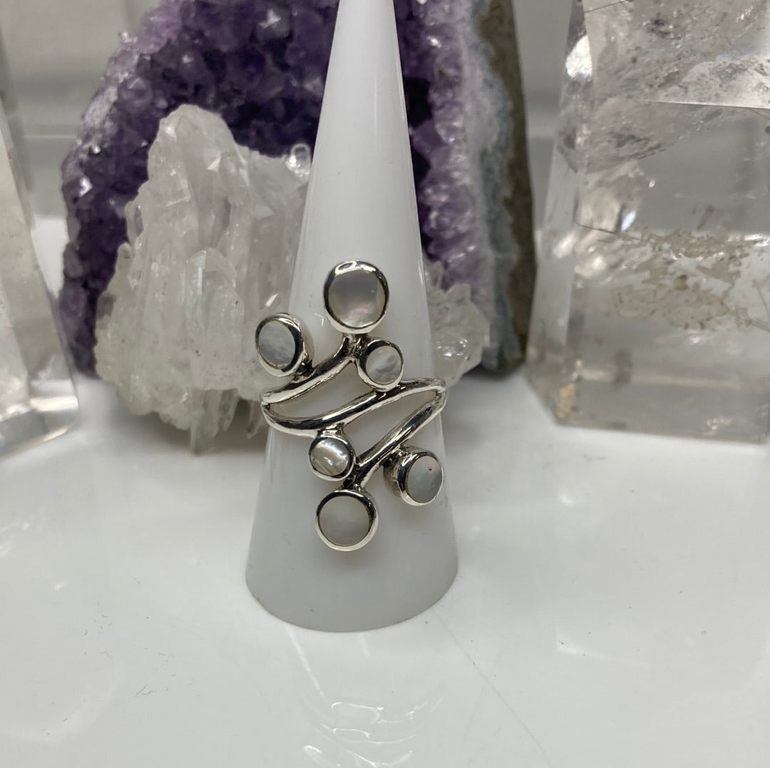 Sterling silver mother of pearl ring