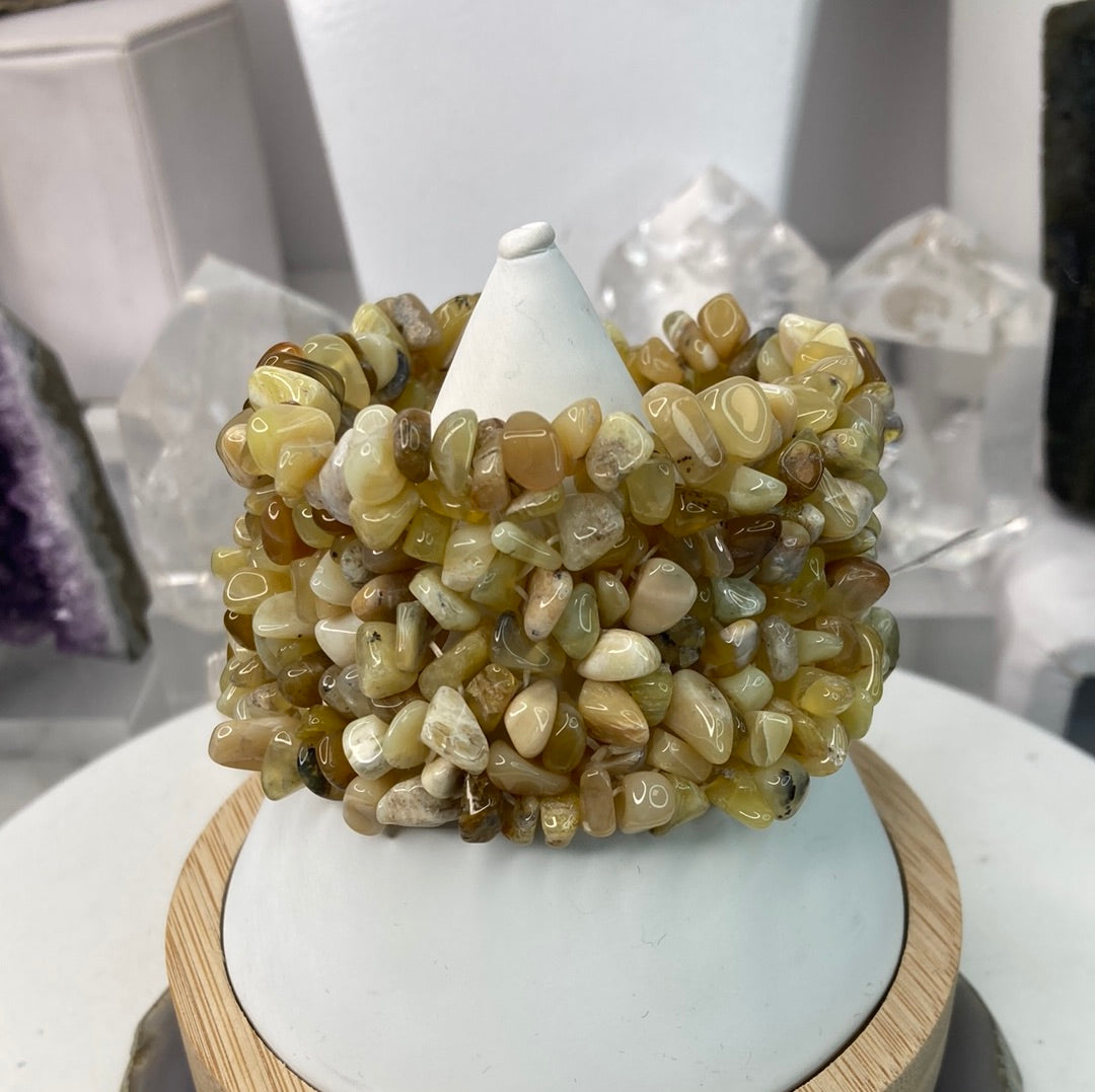 Quartz and jasper bead bracelet