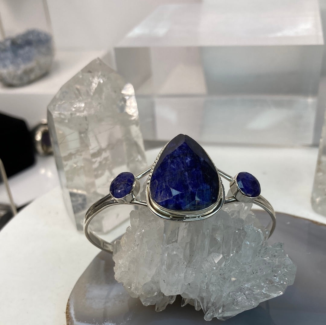 Sterling silver faceted blue sapphire bracelet