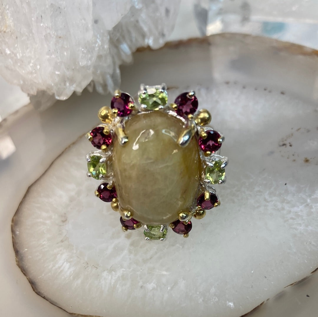 Sterling silver moonstone gemstone ring