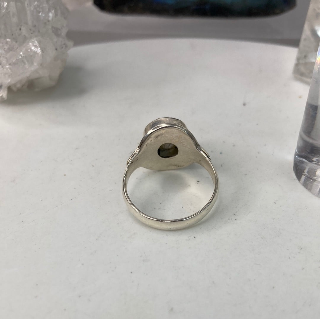 Sterling silver labradorite ring