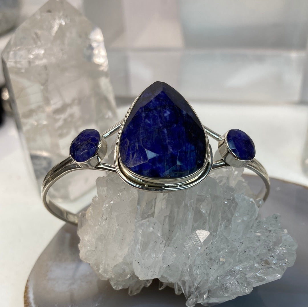 Sterling silver faceted blue sapphire bracelet
