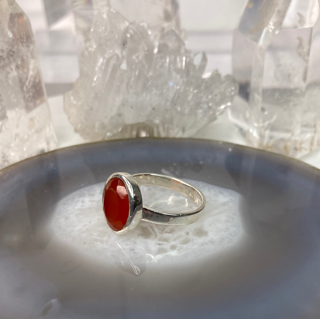 Sterling silver carnelian ring
