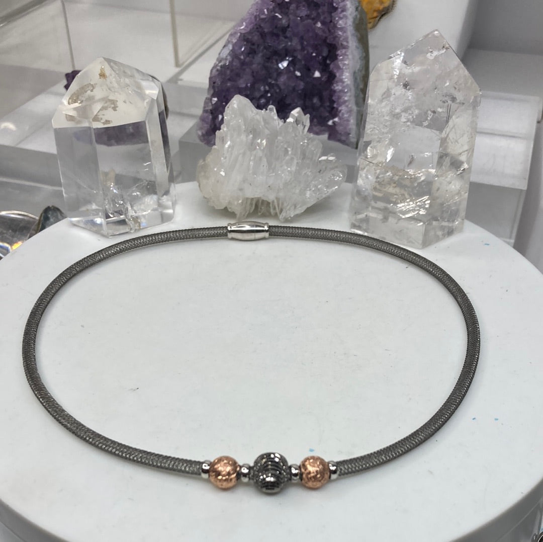 Sterling silver mesh bead collar necklace