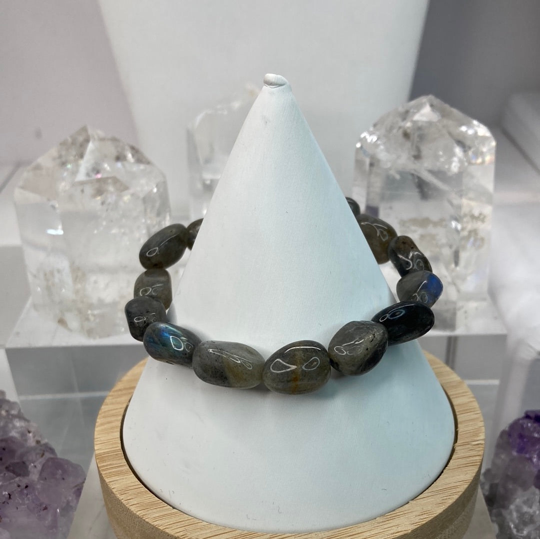 Labradorite bead bracelet