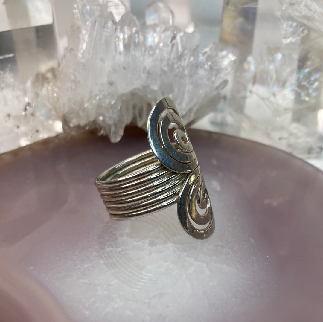 Sterling silver spiral design ring